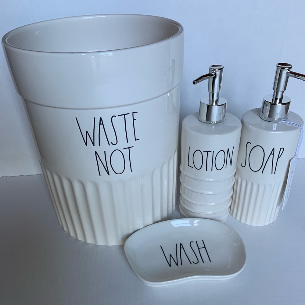 Rae Dunn Large letter 4 PC  bathroom set NEW 🧻🛁